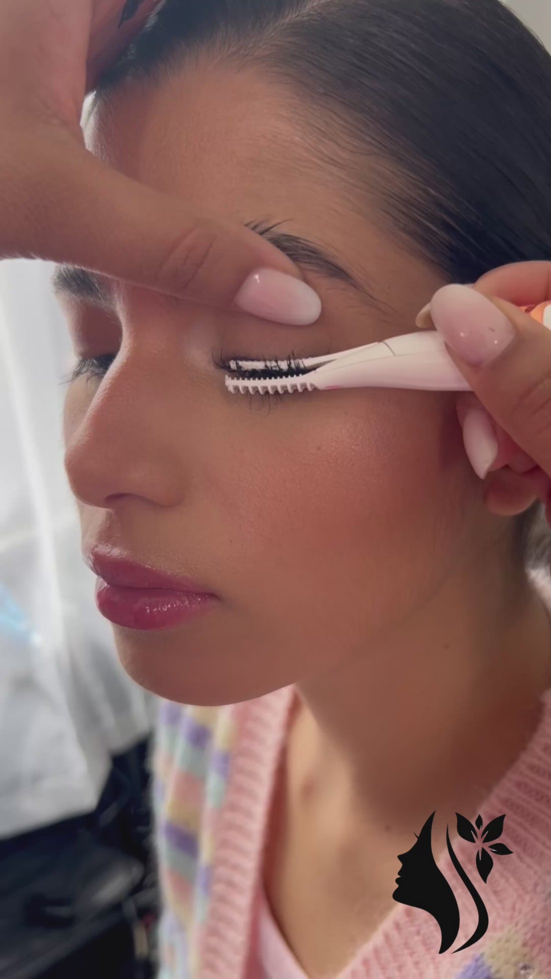 Luxe Lash Curler™ video